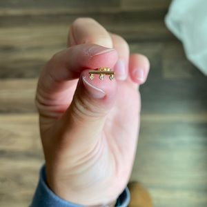 Gold bar 3 diamond pair of earrings